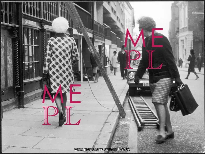 : WALKING UNDER A LADDER : WALKING UNDER A LADDER