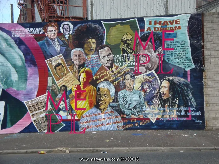 : Wall mural of famous people at Belfast : Wall mural of famous people at Belfast