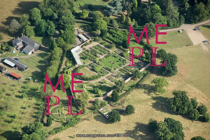 : Walled garden at Belmont, Kent : Walled garden at Belmont, Kent