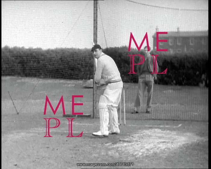 : Wally Hammond Practising Cricket : Wally Hammond Practising Cricket