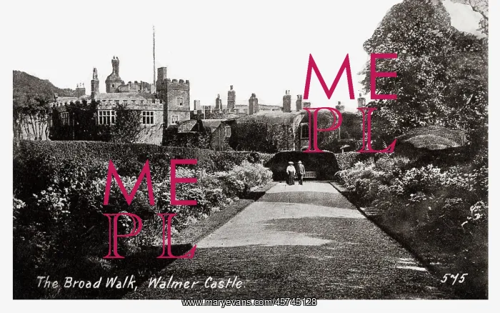 : Walmer, Kent - Walmer Castle - The Broad Walk : Walmer, Kent - Walmer Castle - The Broad Walk