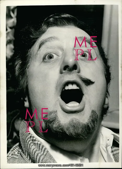 : Walter Midgley, operatic tenor, in Rigoletto, Covent Garden : Walter Midgley, operatic tenor, in Rigoletto, Covent Garden