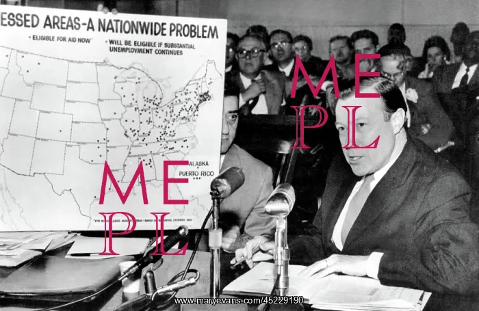 : WALTER REUTHER-Testifying before the Senate ? : WALTER REUTHER-Testifying before the Senate ?