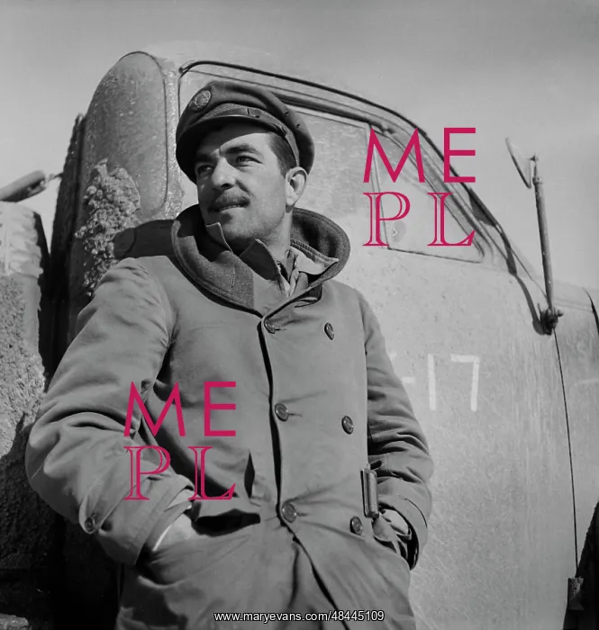 : War correspondent as he made trip with American : War correspondent as he made trip with American