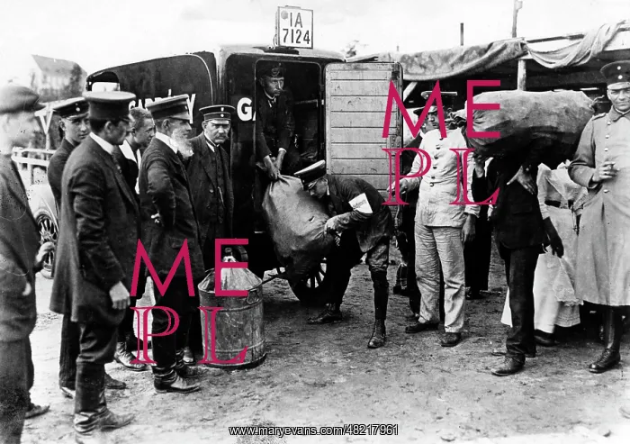 : War donations for the troops, 1914 : War donations for the troops, 1914