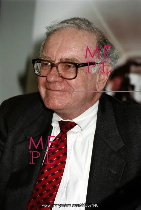 : Warren Buffett : Warren Buffett