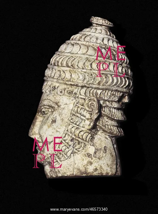 : Warrior head. Mycenaean art : Warrior head. Mycenaean art