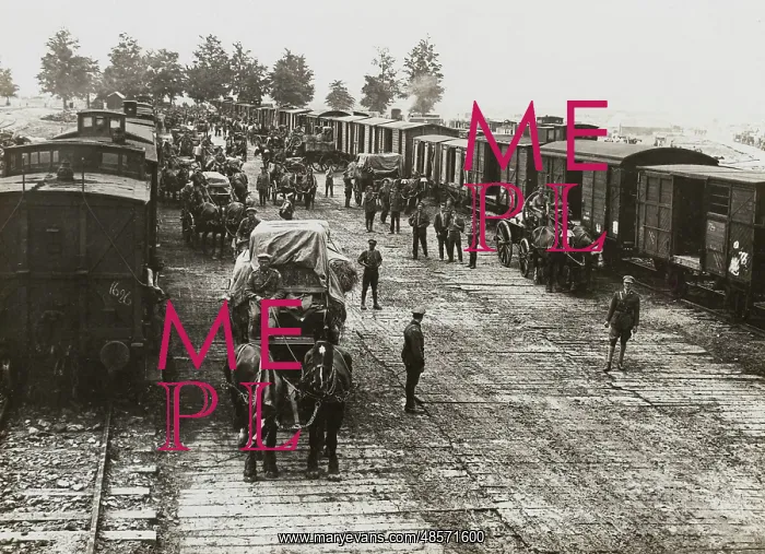 : The Wars - France / Drawing rations from railhead. Mericourt : The Wars - France / Drawing rations from railhead. Mericourt