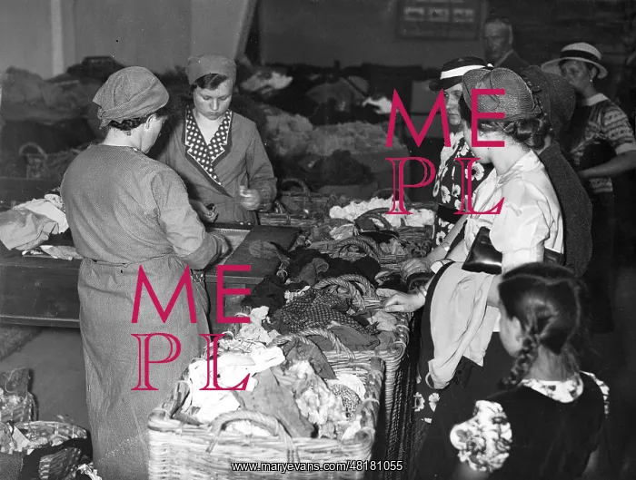 : Waste material collection, 1937 : Waste material collection, 1937
