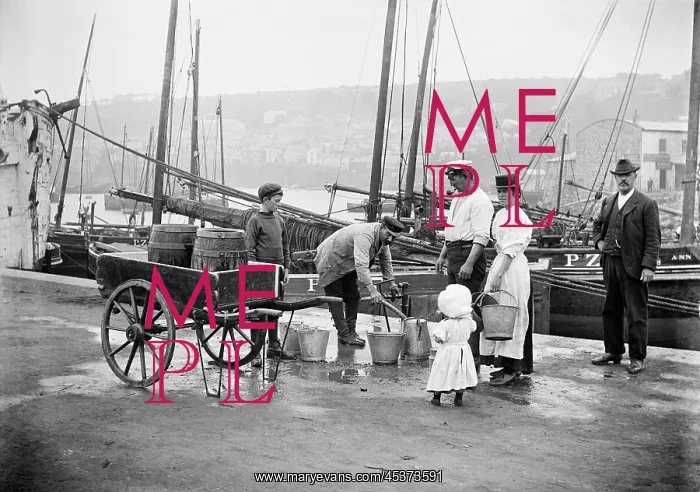 : Water carrier, Newlyn Harbour : Water carrier, Newlyn Harbour