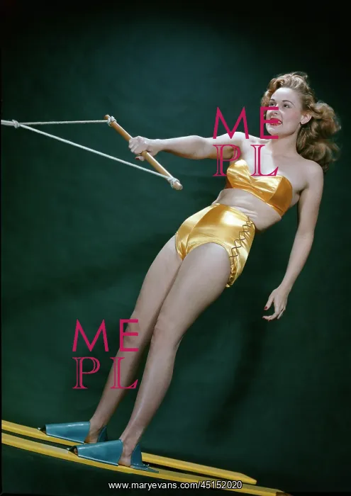 : Water Ski Girl In Gold : Water Ski Girl In Gold