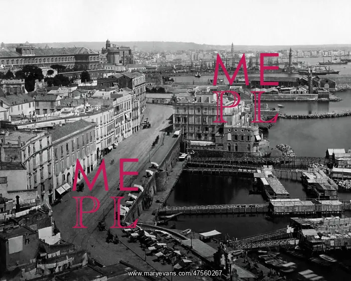  : Waterfront, Naples, Italy