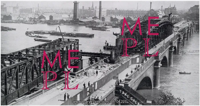 : Waterloo Bridge 1925 : Waterloo Bridge 1925