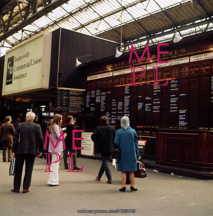 : WATERLOO STATION 1975 : WATERLOO STATION 1975
