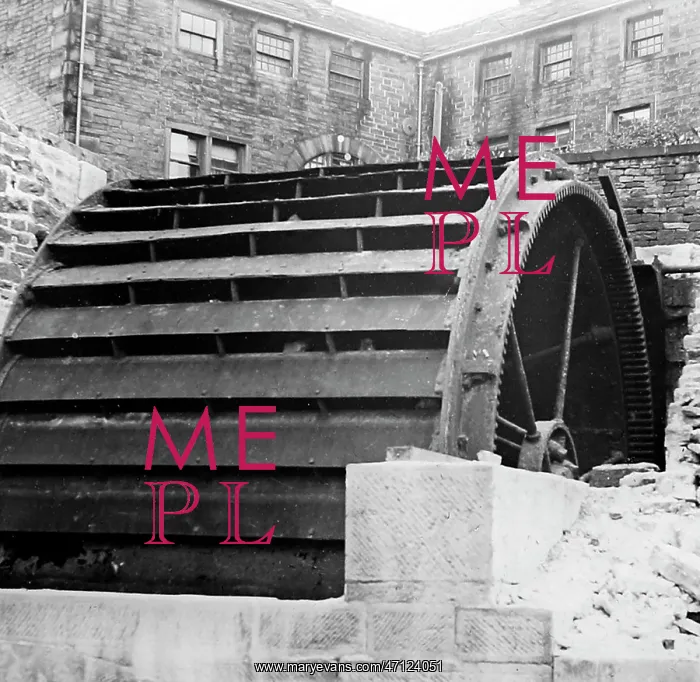 : Waterwheel, Upper Steps Mill, Honley : Waterwheel, Upper Steps Mill, Honley
