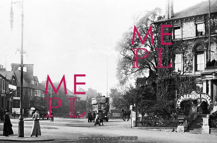  : Watford Station Road