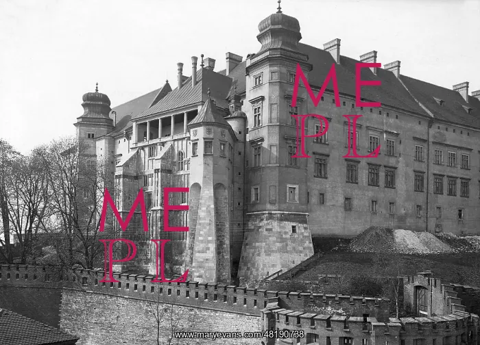 : Wawel castle on the castle hill : Wawel castle on the castle hill