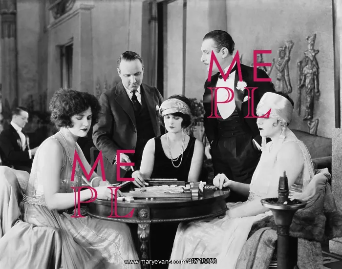 : Wealthy people playing game : Wealthy people playing game