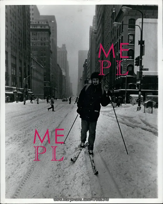 : Weather. Jan. 01, 1978 - A New Yorker uses ski's to get around the city : Weather. Jan. 01, 1978 - A New Yorker uses ski's to get around the city