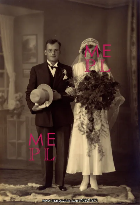  : Wedding couple, c.1930