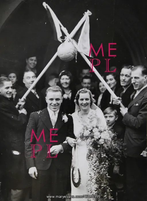 : Wedding Customs - A guard of honor by : Wedding Customs - A guard of honor by