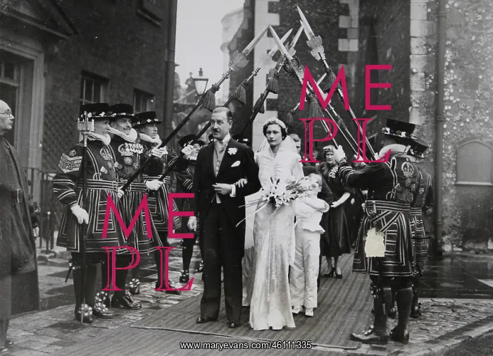 : Wedding customs - A guard of honor by : Wedding customs - A guard of honor by