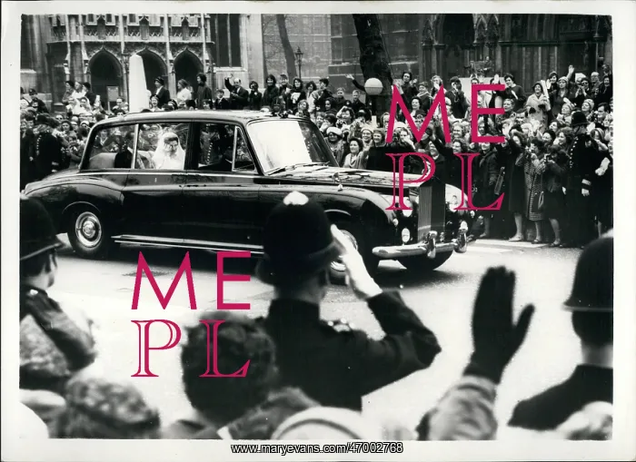 : Wedding of Princess Alexandra and Angus Ogilvy : Wedding of Princess Alexandra and Angus Ogilvy