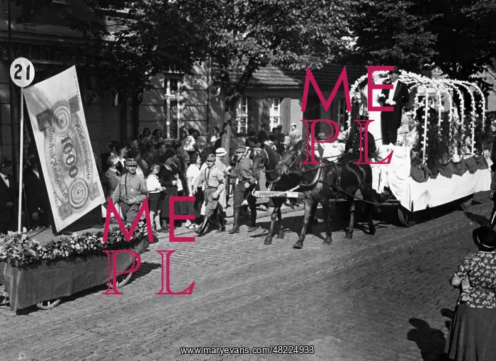 : Wedding procession, 1933 : Wedding procession, 1933