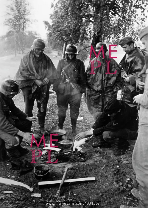 : Wehrmacht soldiers - Eastern Front, 1942 : Wehrmacht soldiers - Eastern Front, 1942