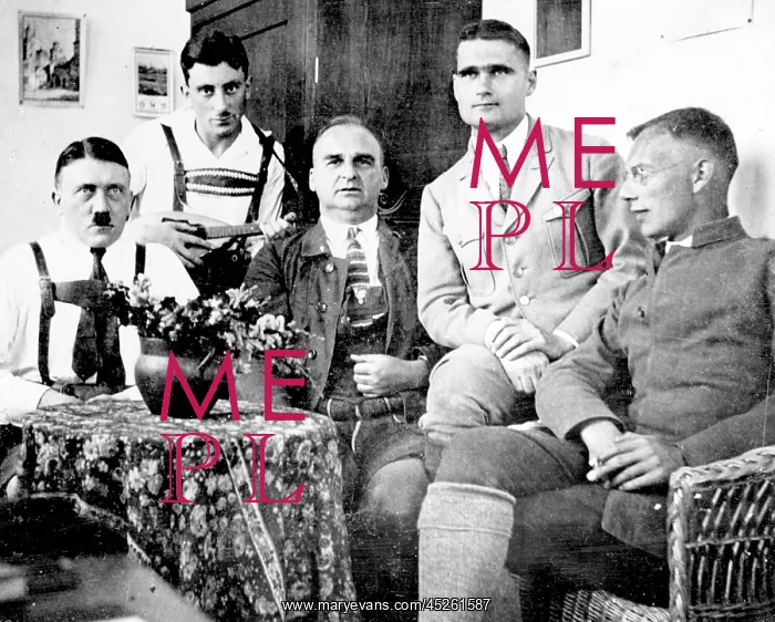 : Weimar Republic - Hitler in Prison 1924 : Weimar Republic - Hitler in Prison 1924