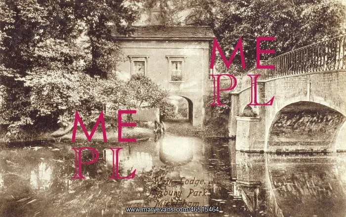 : Weir Lodge, Norbury Park, Mickleham on the River Mole : Weir Lodge, Norbury Park, Mickleham on the River Mole