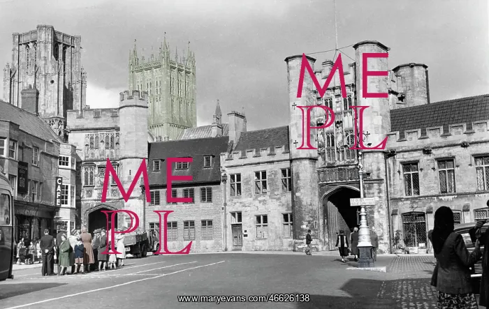  : Wells, Market Place c1950