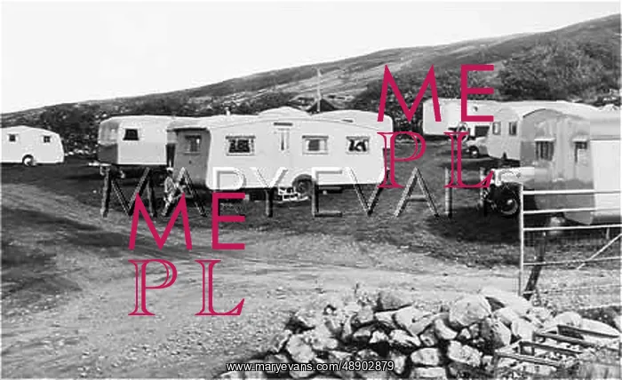 : WELSH CARAVAN SITE : WELSH CARAVAN SITE