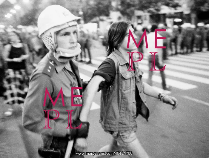 : Wenceslas Square - demonstration - protest - police : Wenceslas Square - demonstration - protest - police