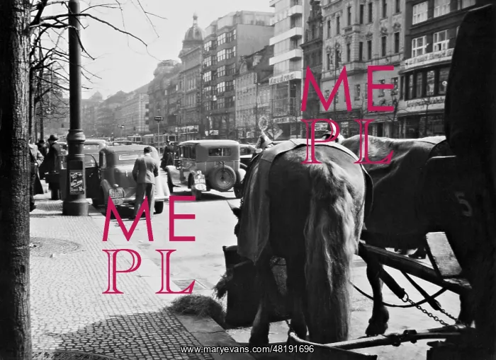 : Wenceslas Square in Prague, 1936 : Wenceslas Square in Prague, 1936