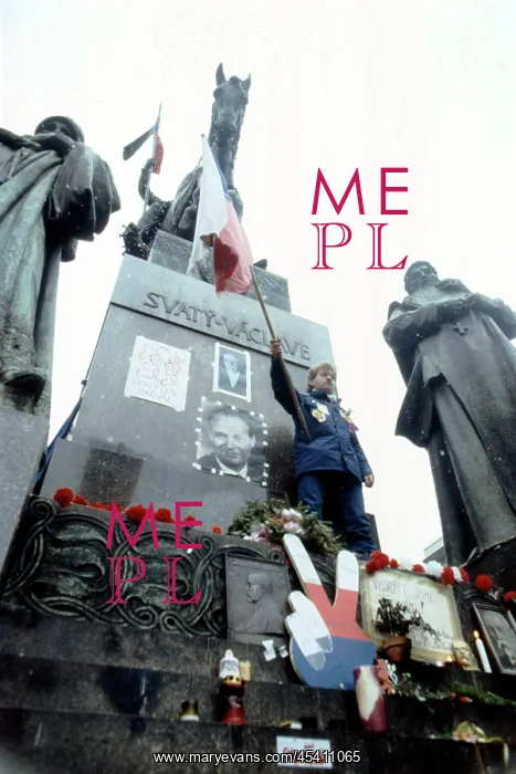 : Wenceslas Square - statue - monument - demonstration : Wenceslas Square - statue - monument - demonstration