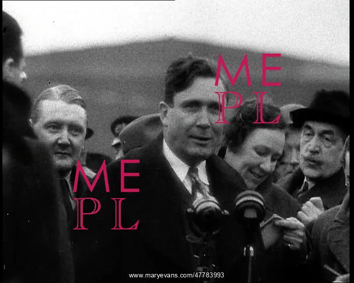 : Wendell Willkie Talking to the Camera : Wendell Willkie Talking to the Camera