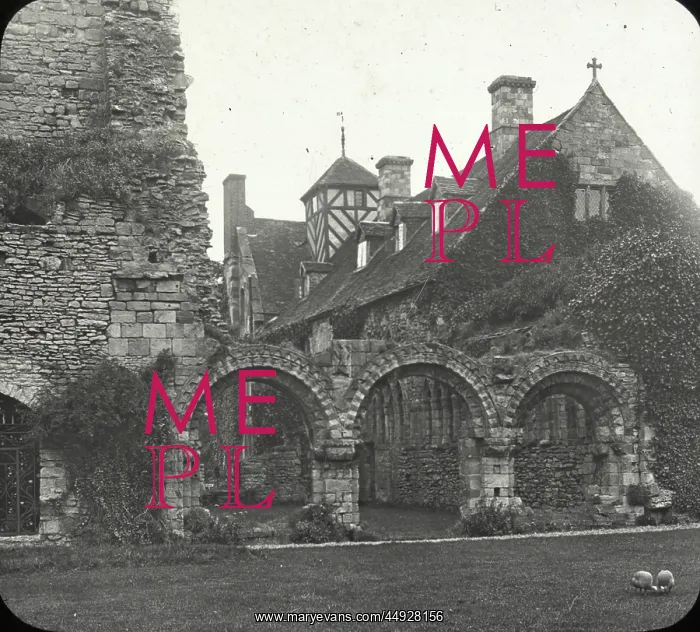 : Wenlock Abbey : Wenlock Abbey