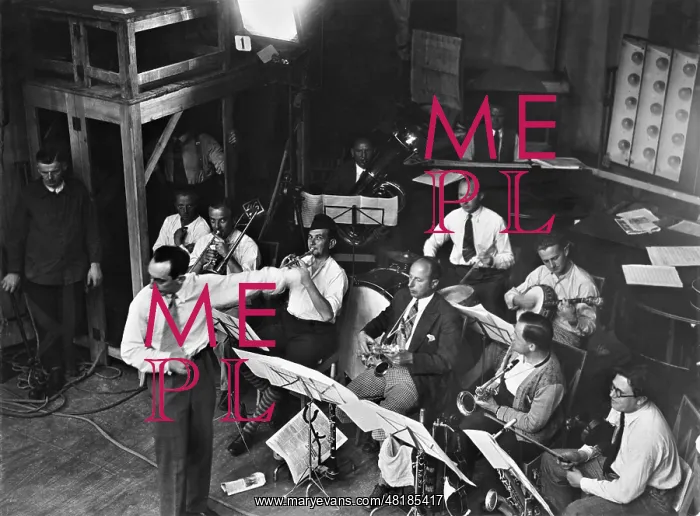: Werner Richard Heymann and his orchestra, 1930 : Werner Richard Heymann and his orchestra, 1930
