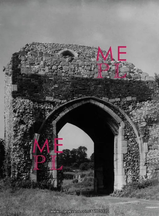 : WEST ACRE PRIORY : WEST ACRE PRIORY