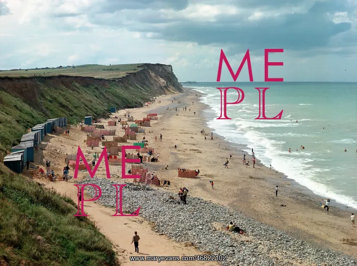 : West Runton - The beach and cliffs : West Runton - The beach and cliffs