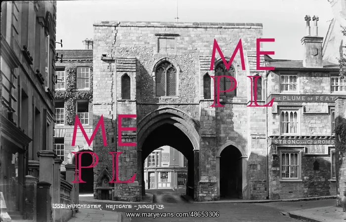 : Westgate in Winchester : Westgate in Winchester