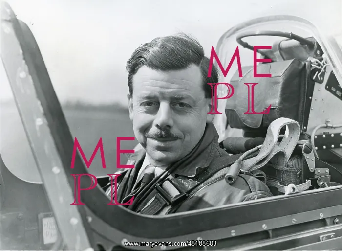 : Wg Cdr...Dickie... Martin, Chief Test Pilot, Gloster : Wg Cdr...Dickie... Martin, Chief Test Pilot, Gloster