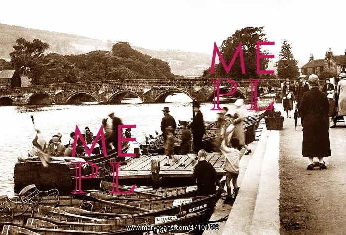 : Wharfe Meadows Park, Otley early 1900's : Wharfe Meadows Park, Otley early 1900's