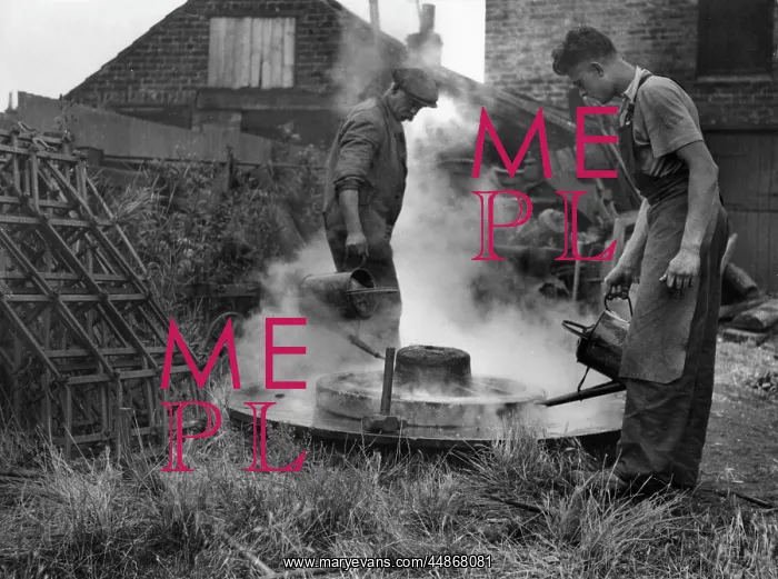 : WHEELWRIGHTS 1950S : WHEELWRIGHTS 1950S