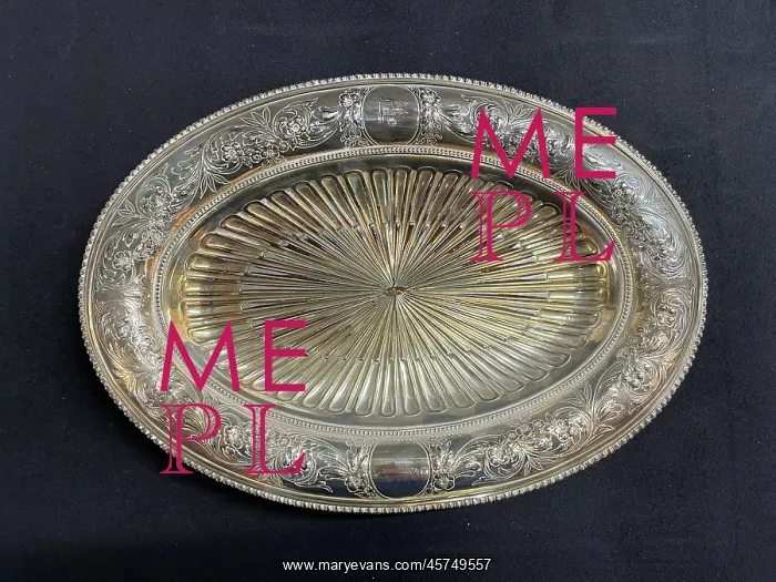 : White Star Line, First Class oval starburst fruit platter : White Star Line, First Class oval starburst fruit platter