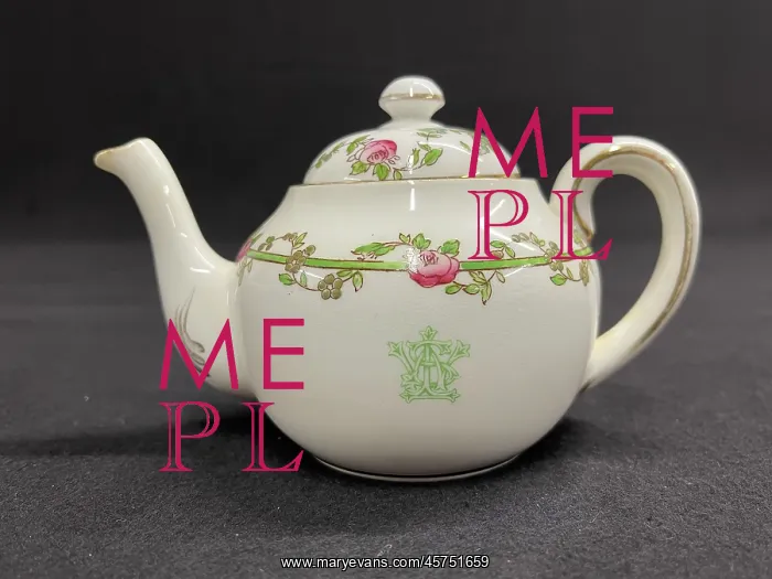 : White Star Line, First Class teapot with rose design : White Star Line, First Class teapot with rose design