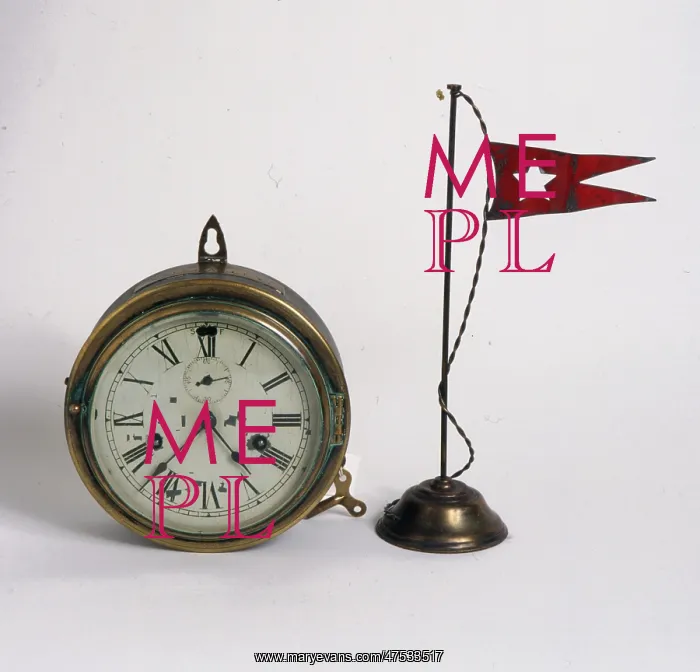 : White Star Line flag and clock : White Star Line flag and clock