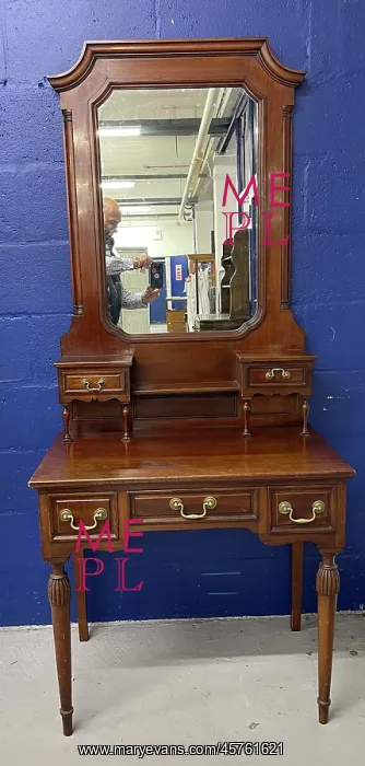: White Star Line, RMS Olympic, oak dressing table : White Star Line, RMS Olympic, oak dressing table