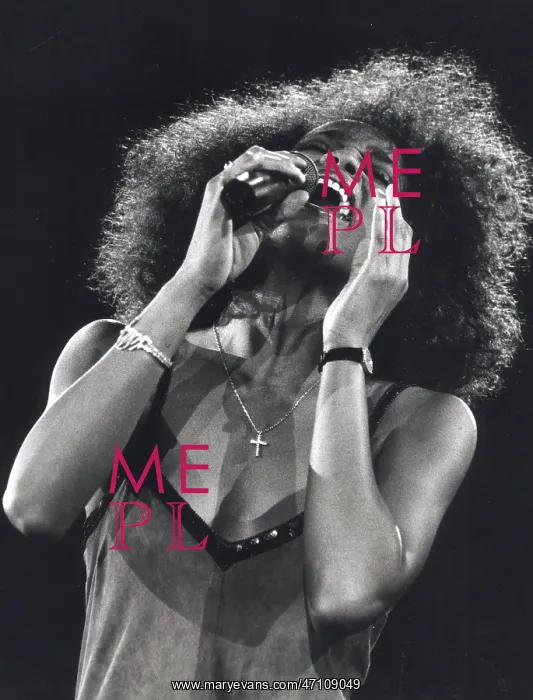 : Whitney Houston in concert, Queen of Pop : Whitney Houston in concert, Queen of Pop